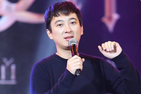 娱乐圈吃瓜男歌手名单是谁,揭秘那些被热议的歌手们